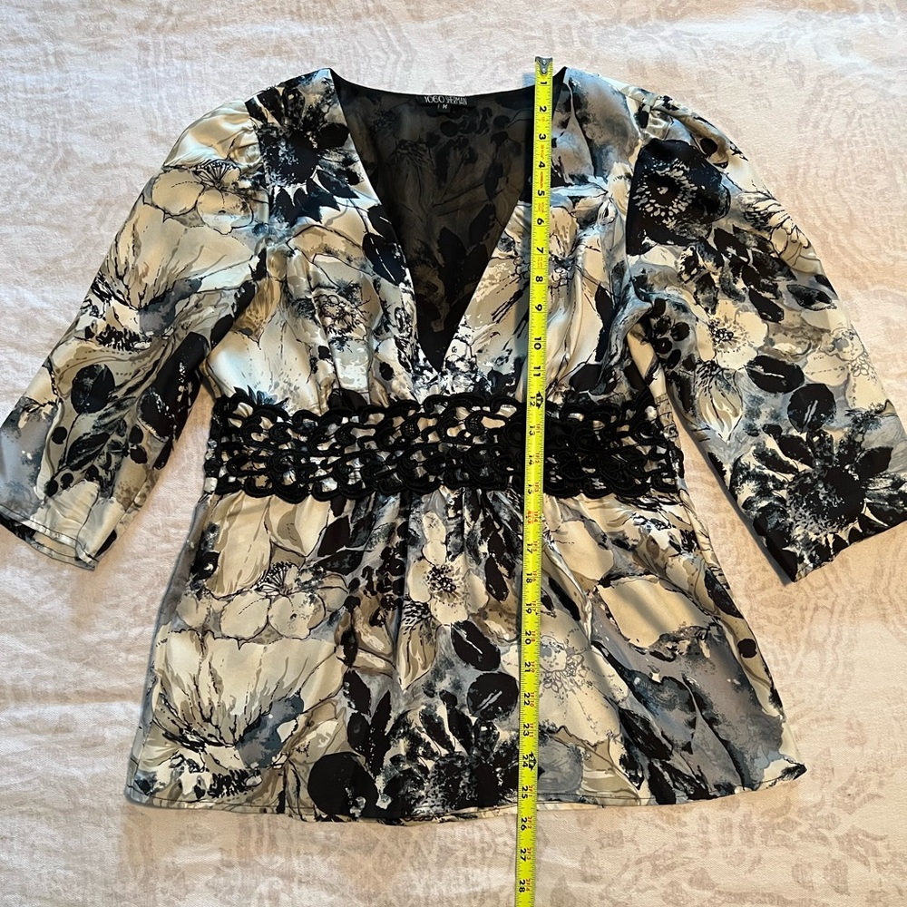 1060 Sherman classic floral print dressy blouse